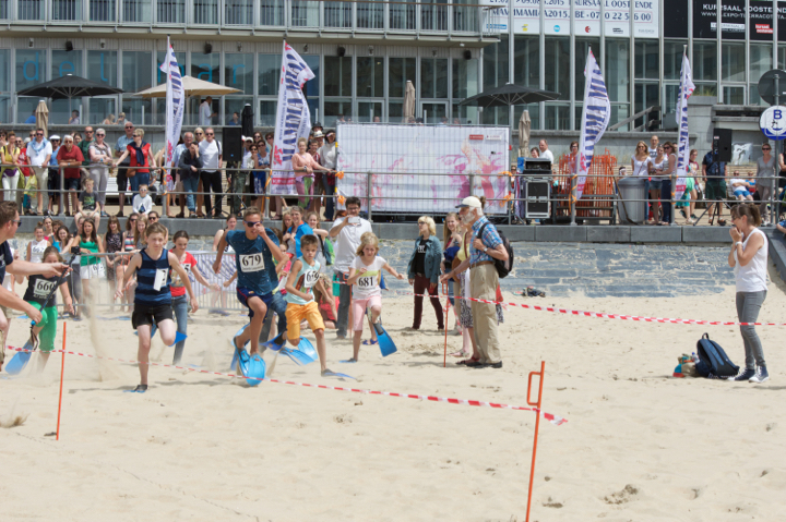 Mamma Mia: Flipper Run @ Strand Oostende, picture 18, photographed by Bart Baevegems - FrontView Magazine