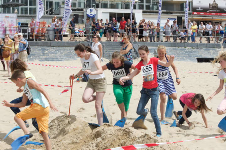 Mamma Mia: Flipper Run @ Strand Oostende, picture 19, photographed by Bart Baevegems - FrontView Magazine