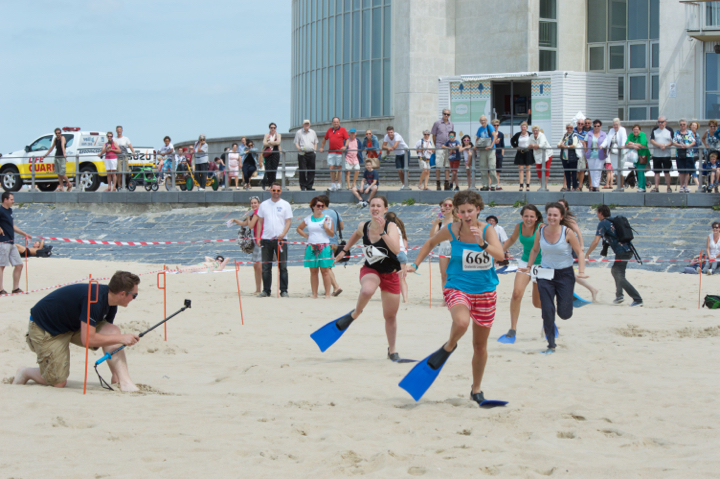 Mamma Mia: Flipper Run @ Strand Oostende, picture 24, photographed by Bart Baevegems - FrontView Magazine