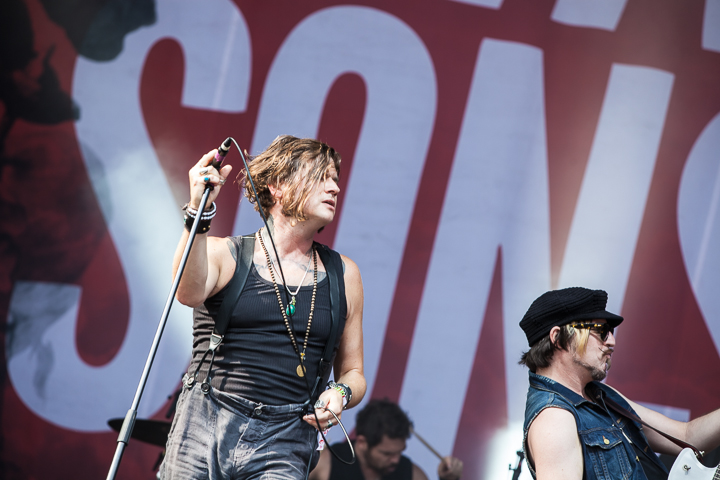 Rival Sons @ Dour 2015, picture 8, photographed by Dorien Goetschalckx - FrontView Magazine