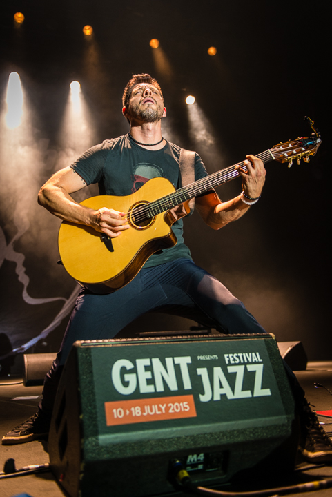 Rodrigo y Gabriela @ Gent Jazz 2015, picture 3, photographed by Jan van Hecke - FrontView Magazine