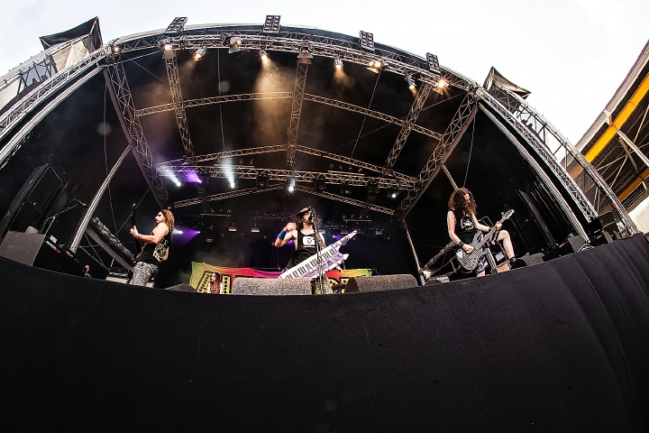 Alestorm @ DynamoMetal Fest 2015, foto 39, foto's door Edwin Houdevelt - FrontView Magazine