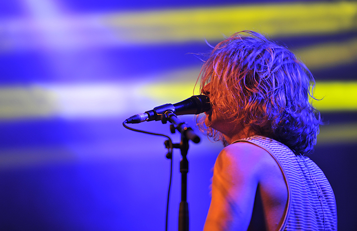Blood Red Shoes @ Rock Herk dag 1, foto 6, foto's door Bart Scholliers - FrontView Magazine