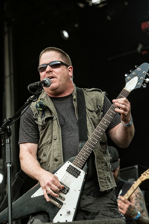 Nuclear Assault @ DynamoMetal Fest 2015, foto 6, foto's door Edwin Houdevelt - FrontView Magazine