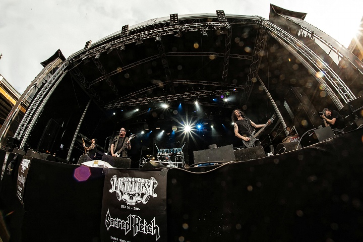 Nuclear Assault @ DynamoMetal Fest 2015, foto 11, foto's door Edwin Houdevelt - FrontView Magazine