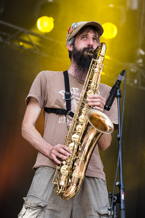 Resonators @ Dour 2015, foto 4, foto's door Dorien Goetschalckx - FrontView Magazine