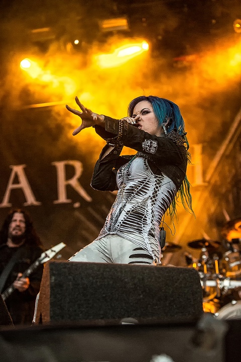 Arch Enemy @ DynamoMetal Fest 2015, foto 5, foto's door Edwin Houdevelt - FrontView Magazine
