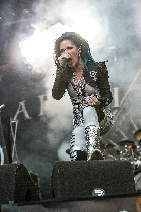 Arch Enemy @ DynamoMetal Fest 2015, foto 8, foto's door Edwin Houdevelt - FrontView Magazine