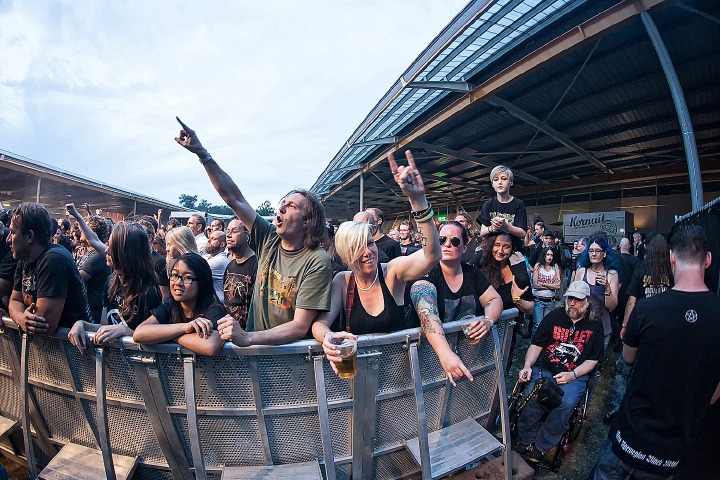 Arch Enemy @ DynamoMetal Fest 2015, foto 15, foto's door Edwin Houdevelt - FrontView Magazine