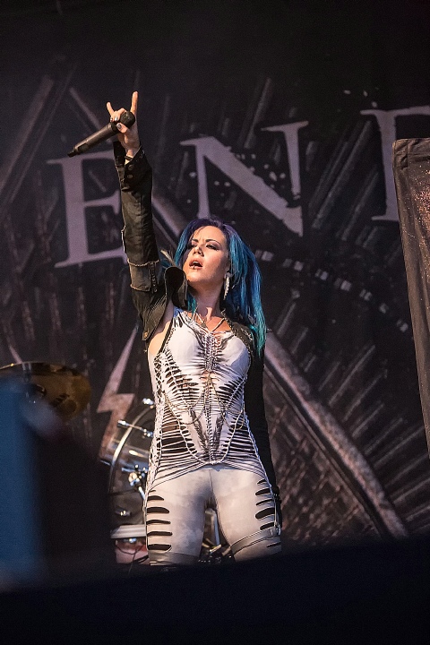 Arch Enemy @ DynamoMetal Fest 2015, foto 16, foto's door Edwin Houdevelt - FrontView Magazine