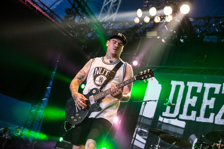 Deez Nuts @ Dour 2015, foto 12, foto's door Dorien Goetschalckx - FrontView Magazine