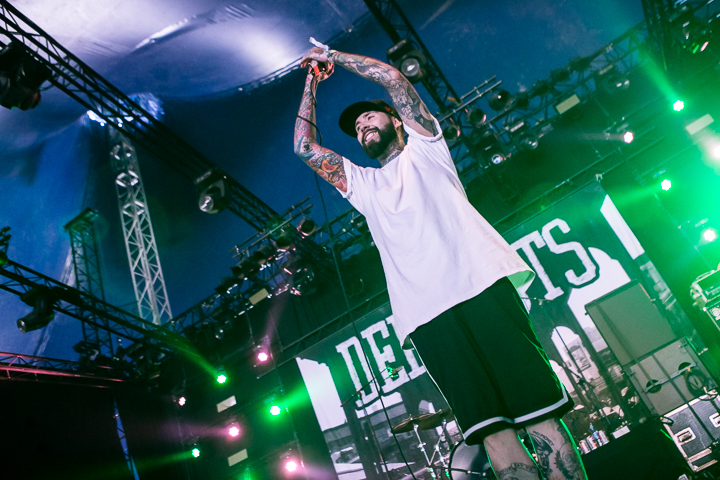 Deez Nuts @ Dour 2015, foto 13, foto's door Dorien Goetschalckx - FrontView Magazine