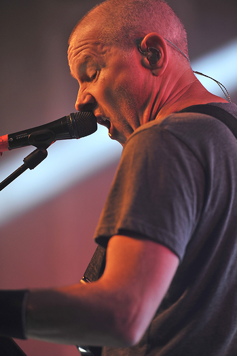 Helmet @ Rock Herk dag 2, foto 2, foto's door Bart Scholliers - FrontView Magazine