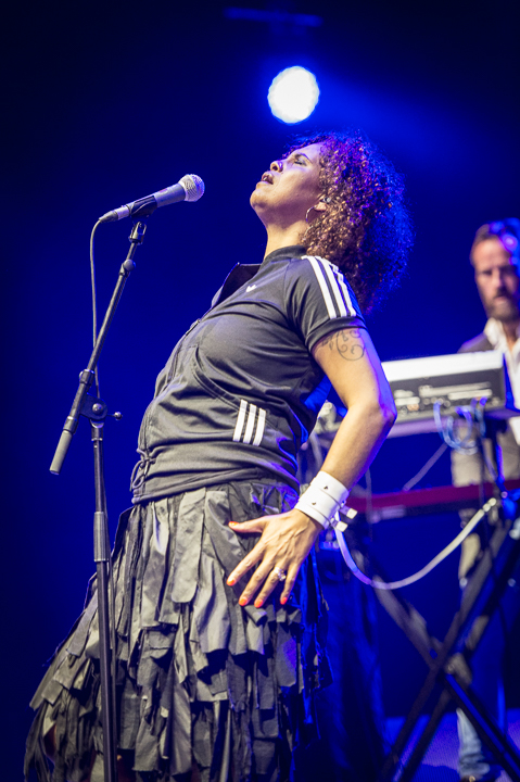 Neneh Cherry with RocketNumberNine @ Gent Jazz 2015, picture 5, photographed by Jan van Hecke - FrontView Magazine