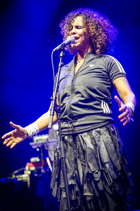 Neneh Cherry with RocketNumberNine @ Gent Jazz 2015, picture 6, photographed by Jan van Hecke - FrontView Magazine