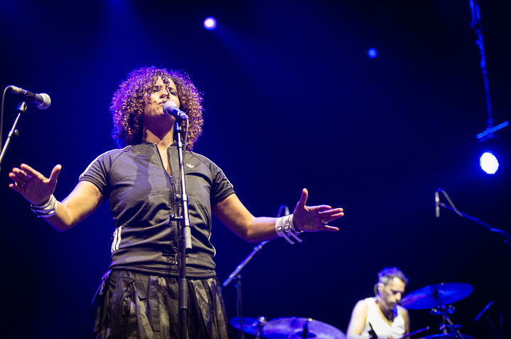 Neneh Cherry with RocketNumberNine @ Gent Jazz 2015, picture 8, photographed by Jan van Hecke - FrontView Magazine