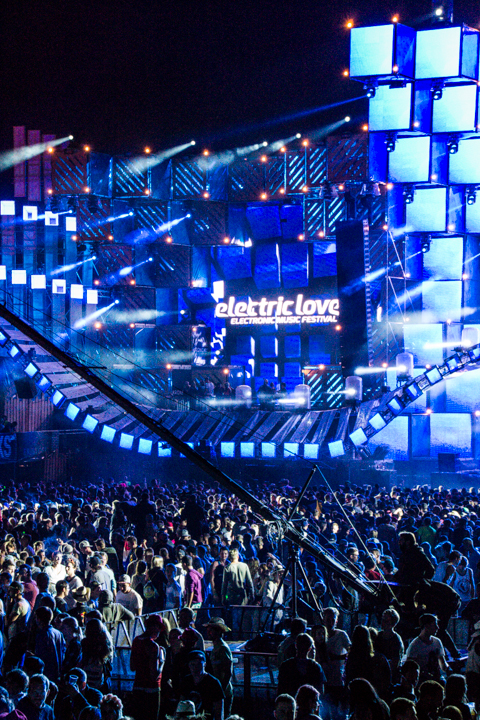 Electric Love Festival 2015 - Part I @ Salzburg, picture 30, photographed by Tom Van Tongerloo - FrontView Magazine