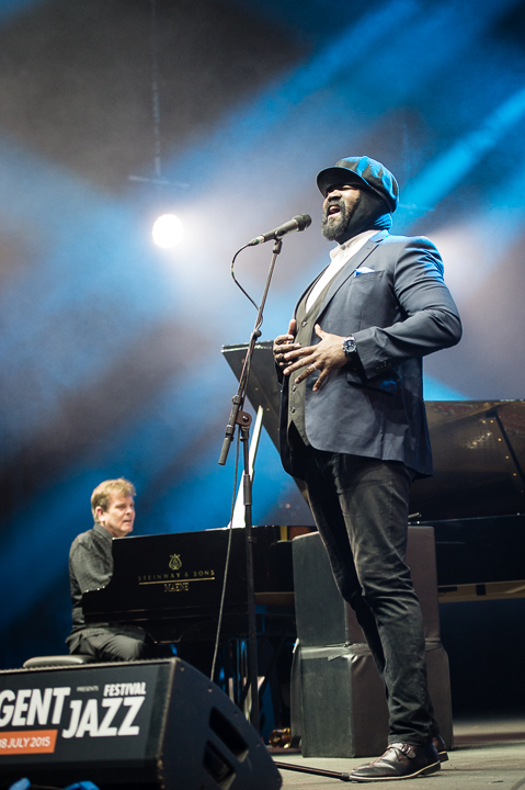 Gregory Porter @ Gent Jazz 2015, picture 7, photographed by Jan van Hecke - FrontView Magazine