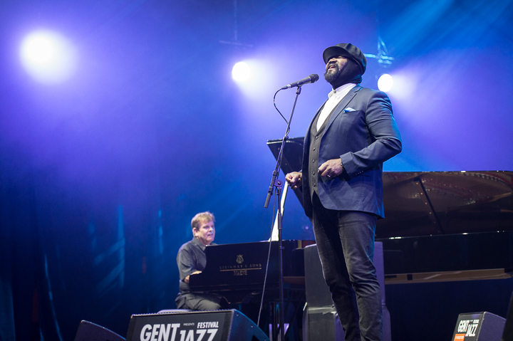 Gregory Porter @ Gent Jazz 2015, picture 14, photographed by Jan van Hecke - FrontView Magazine