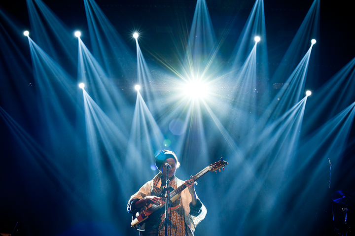 Nneka @ Dour 2015, picture 2, photographed by Magali Decamps - FrontView Magazine