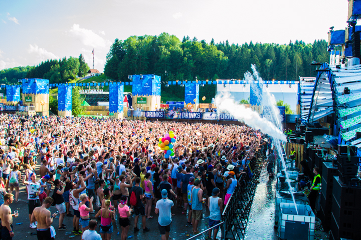 Electric Love Festival 2015 - Part II @ Salzburg, picture 36, photographed by Tom Van Tongerloo - FrontView Magazine