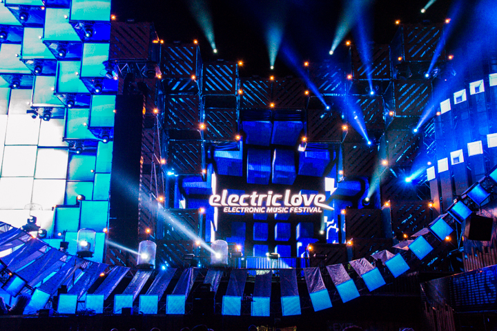 Electric Love Festival 2015 - Part III @ Salzburg, picture 74, photographed by Tom Van Tongerloo - FrontView Magazine