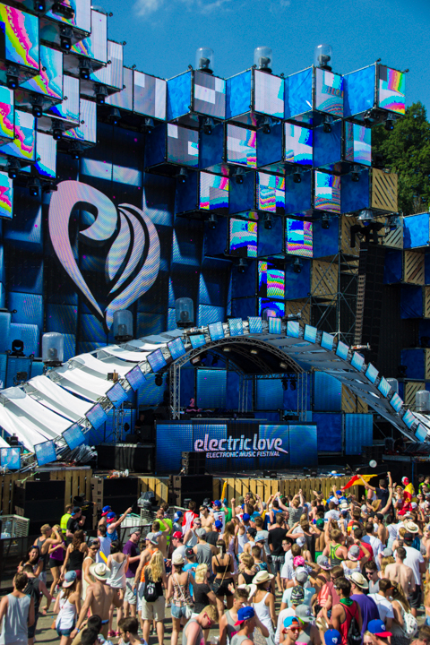 Electric Love Festival 2015 - Part III @ Salzburg, picture 105, photographed by Tom Van Tongerloo - FrontView Magazine