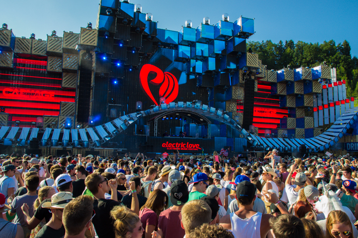Electric Love Festival 2015 - Part III @ Salzburg, picture 124, photographed by Tom Van Tongerloo - FrontView Magazine