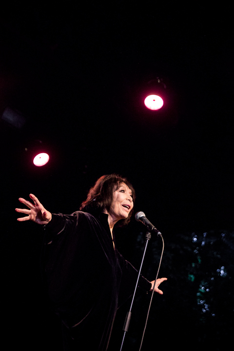 juliette Gréco @ OLT Rivierenhof, picture 3, photographed by Walter Grimm - FrontView Magazine