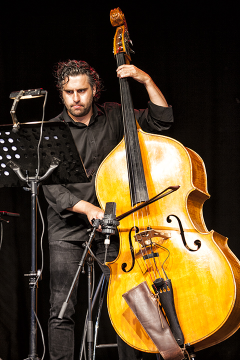 Wim Mertens Ensemble @ Openlucht theater Rivierenhof, picture 5, photographed by Frank Lambrechts - FrontView Magazine