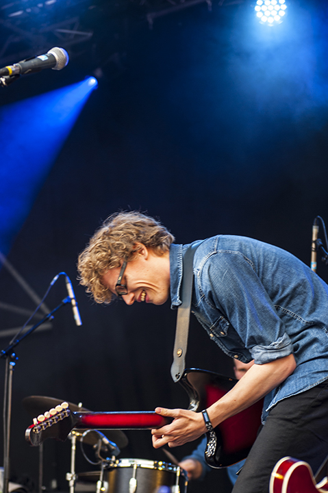 Douglas Firs @ M-idzomer Leuven dag 1, picture 5, photographed by Bart Scholliers - FrontView Magazine