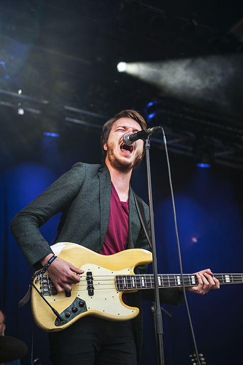 Douglas Firs @ M-idzomer Leuven dag 1, picture 8, photographed by Bart Scholliers - FrontView Magazine