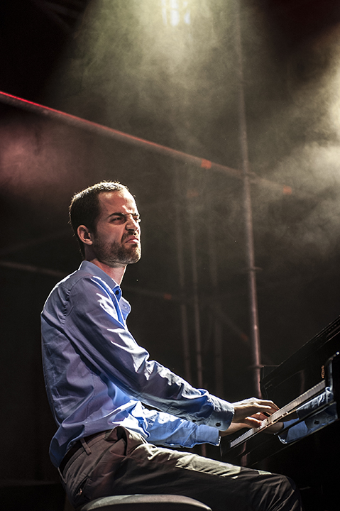 Avishai Cohen Trio @ M-idzomer Leuven dag 2 - Jazz, picture 7, photographed by Bart Scholliers - FrontView Magazine