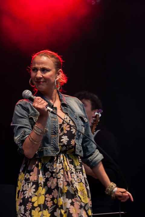 Mama’s Day Off @ Parkpop Mechelen, picture 14, photographed by Alex Wyckmans - FrontView Magazine