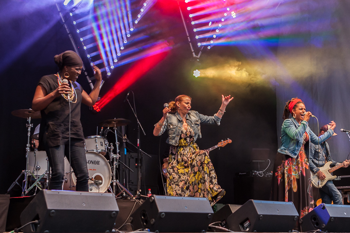 Mama’s Day Off @ Parkpop Mechelen, picture 17, photographed by Alex Wyckmans - FrontView Magazine