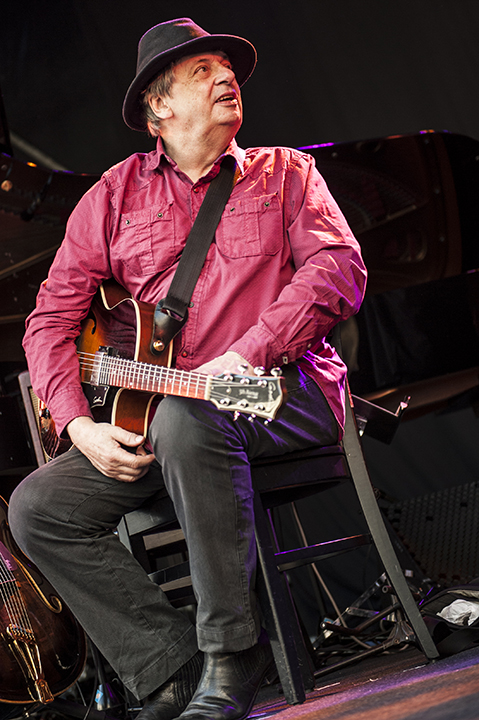 Philip Catherine @ M-idzomer Leuven dag 2 - Jazz, picture 5, photographed by Bart Scholliers - FrontView Magazine