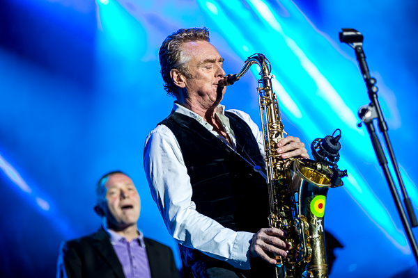 UB40 @ Beleuvenissen 2015, picture 8, photographed by Kurt Jacobs - FrontView Magazine