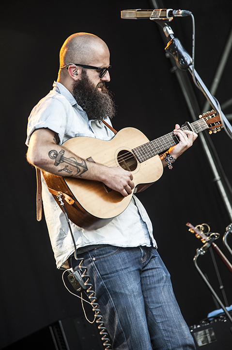William Fitzsimmons @ M-idzomer Leuven dag 3, foto 12, foto's door Bart Scholliers - FrontView Magazine