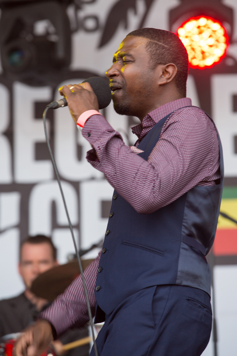 Bitty McLean @ Reggae Geel, picture 2, photographed by Stef Dierckx - FrontView Magazine