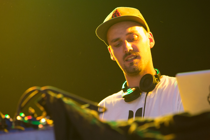 Bouncy dancehall @ Reggae Geel, picture 2, photographed by Stef Dierckx - FrontView Magazine