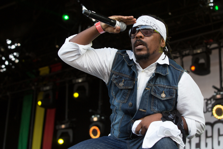 Chuck Fenda @ Reggae Geel, picture 2, photographed by Stef Dierckx - FrontView Magazine