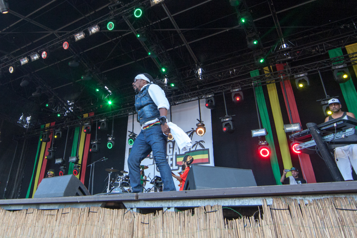 Chuck Fenda @ Reggae Geel, picture 10, photographed by Stef Dierckx - FrontView Magazine