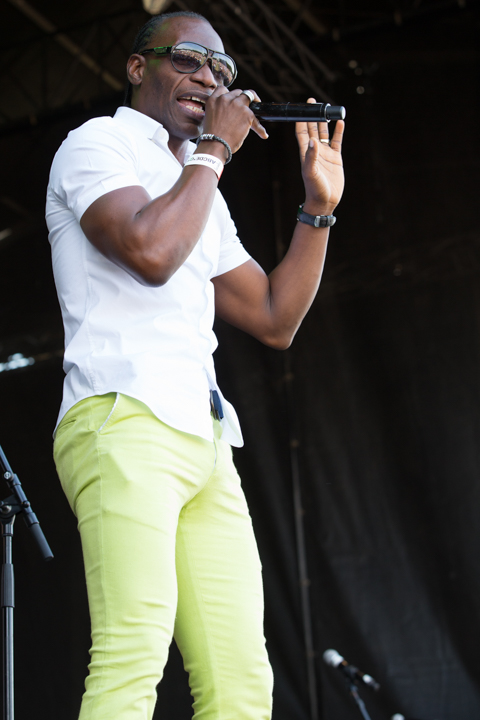 Lukie D @ Reggae Geel, picture 3, photographed by Stef Dierckx - FrontView Magazine