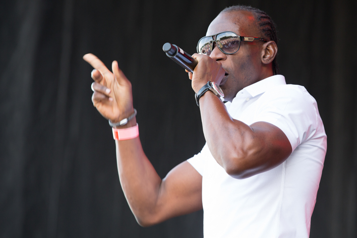 Lukie D @ Reggae Geel, picture 14, photographed by Stef Dierckx - FrontView Magazine