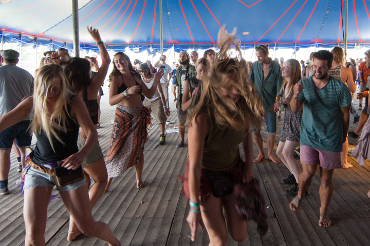 Sfeerbeelden @ Reggae Geel, picture 30, photographed by Stef Dierckx - FrontView Magazine