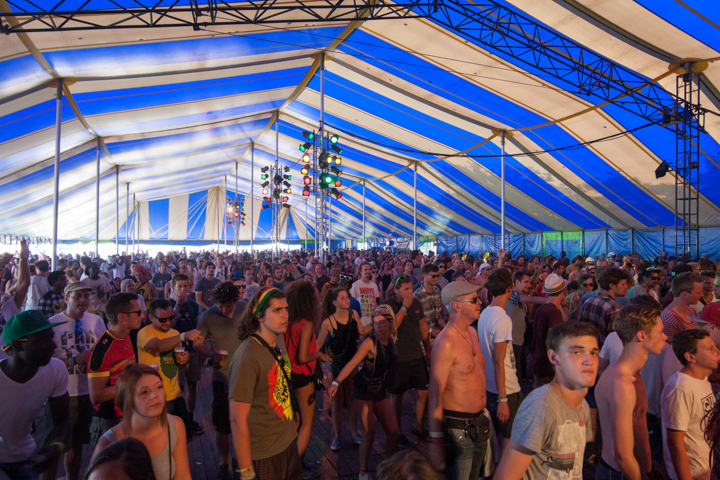 Sfeerbeelden @ Reggae Geel, picture 32, photographed by Stef Dierckx - FrontView Magazine