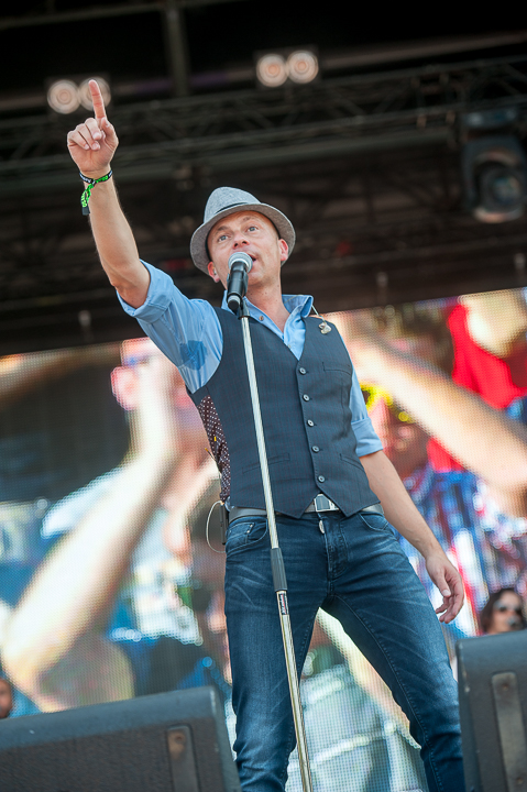 Wim Leys @ Antwerpen Zingt 2015, picture 34, photographed by Dimitri Vanlommel - FrontView Magazine