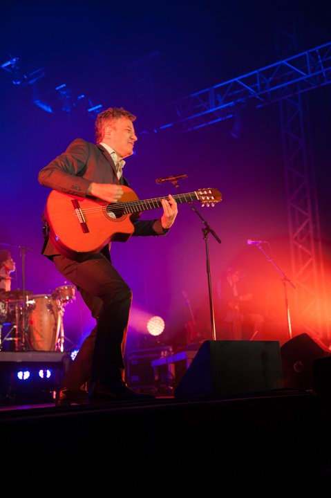Bart Peeters @ Dranouter 2015, foto 6, foto's door Devid Camerlynck - FrontView Magazine