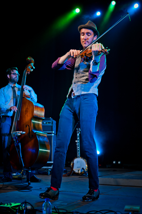 Gordie MacKeeman and His Rythm Boys @ dranouter 2015, picture 16, photographed by Devid Camerlynck - FrontView Magazine