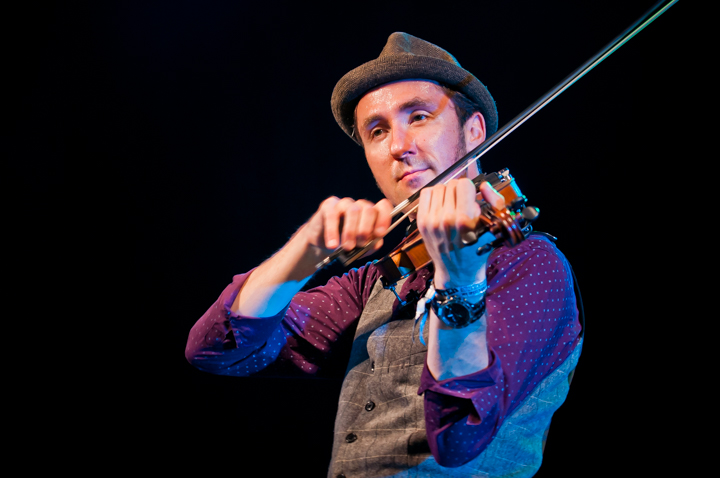 Gordie MacKeeman and His Rythm Boys @ dranouter 2015, picture 19, photographed by Devid Camerlynck - FrontView Magazine